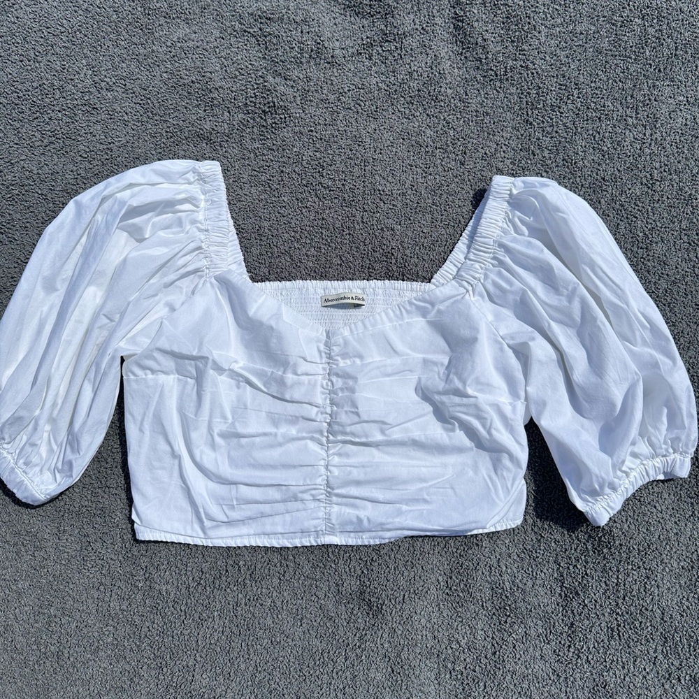 Abercrombie & Fitch puff sleeve top